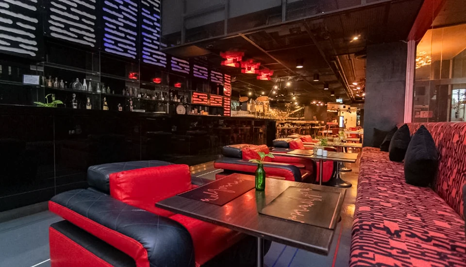 هتل گالریا 10 سوخومویت بانکوک